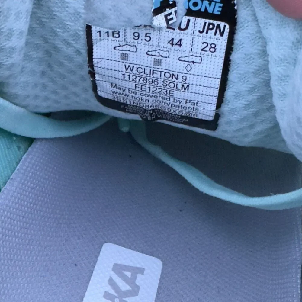 HOKA ONE ONE CLIFTON 9 - Women’s Running Shoes - SIZE 11B - Picture 10 of 10